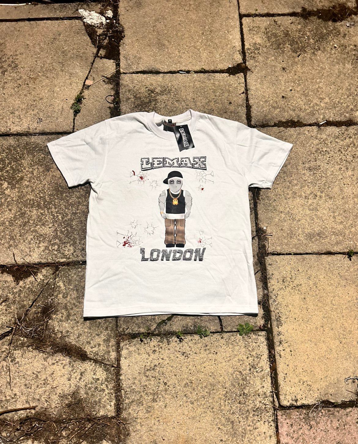 White 50p lemax tshirt
